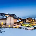 酒店 Vierjahreszeiten 4*