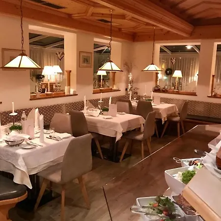 Hotel Vierjahreszeiten 4*