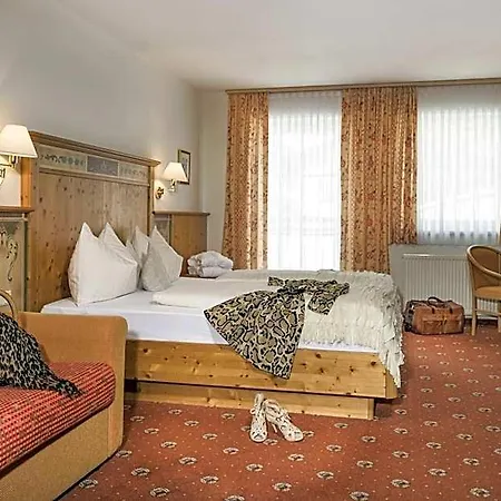 Hotel Vierjahreszeiten Flachau