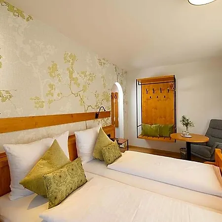 Hotel Vierjahreszeiten 4*