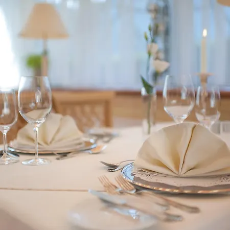 Hotel Vierjahreszeiten 4*