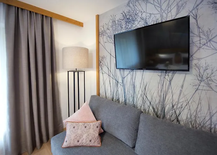 Vierjahreszeiten Hotel