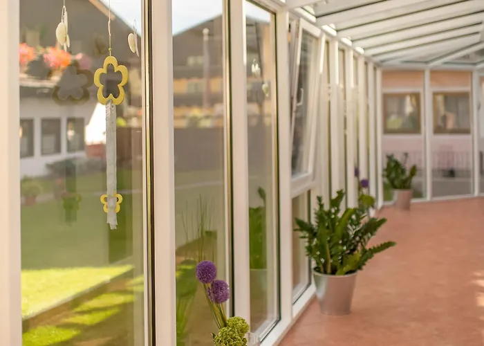 Vierjahreszeiten Hotel